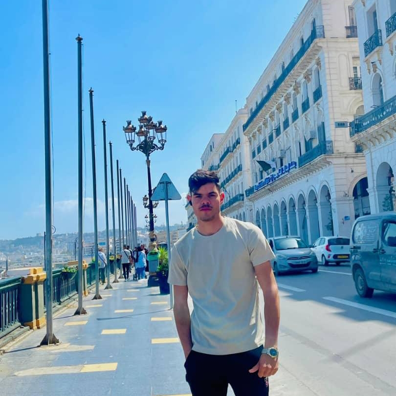 Hossam ihdeden